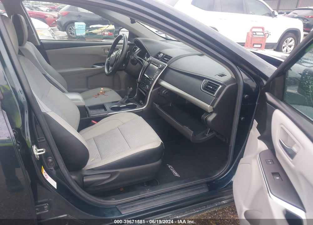 2016 TOYOTA CAMRY SE VIN: 4T1BF1FK5GU203745