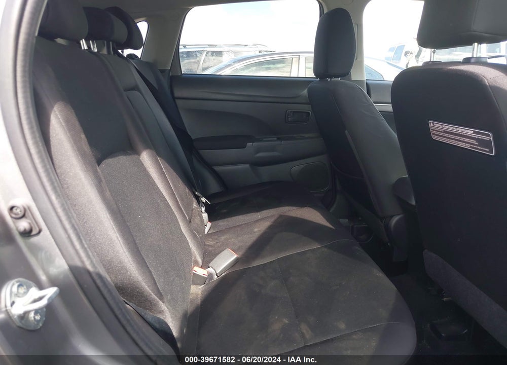 2015 MITSUBISHI OUTLANDER SPORT ES VIN: 4A4AP3AU2FE041673
