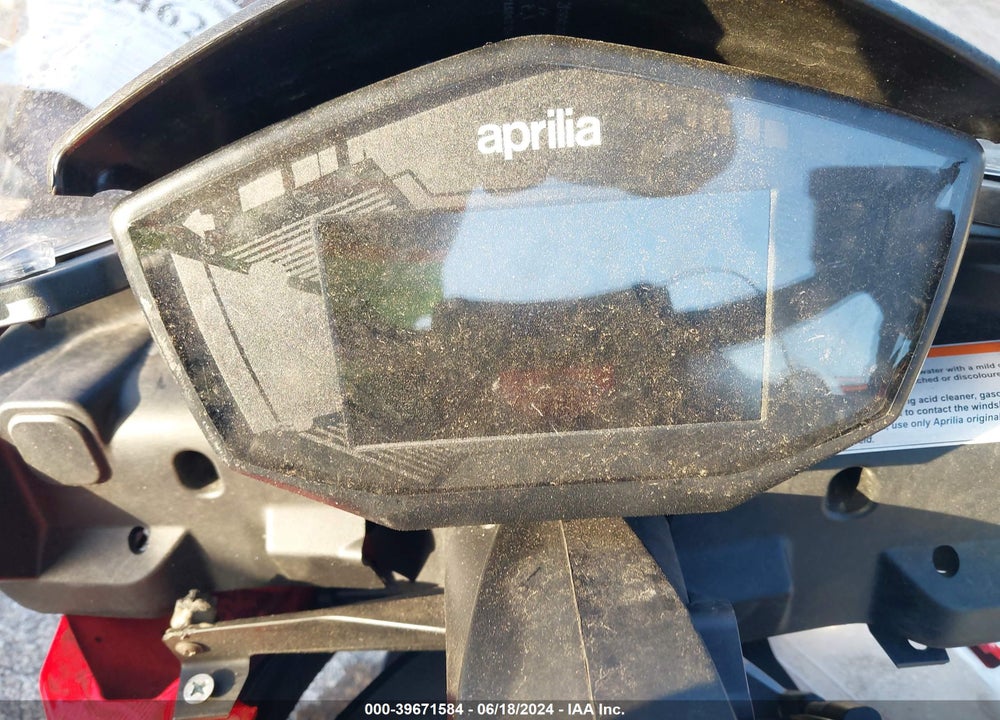 2022 APRILIA TUONO 660 VIN: ZD4KSUL03NS000046