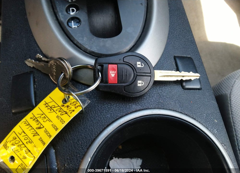 2015 NISSAN ROGUE SELECT S VIN: JN8AS5MT6FW668489