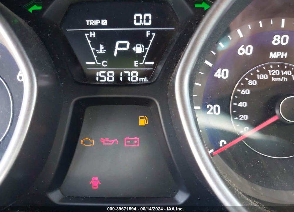 2015 HYUNDAI ELANTRA SE VIN: 5NPDH4AE9FH634463