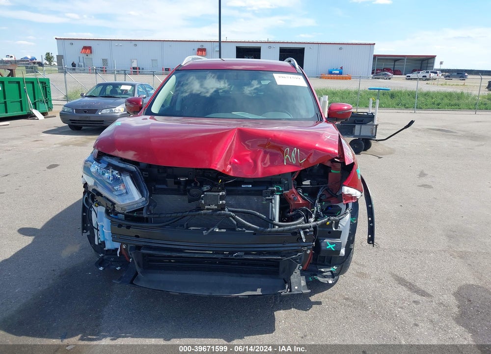 2018 NISSAN ROGUE SV VIN: 5N1AT2MV5JC799315