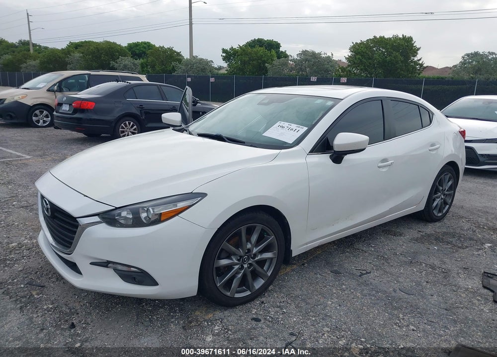2018 MAZDA 3 TOURING VIN: 3MZBN1V31JM193497
