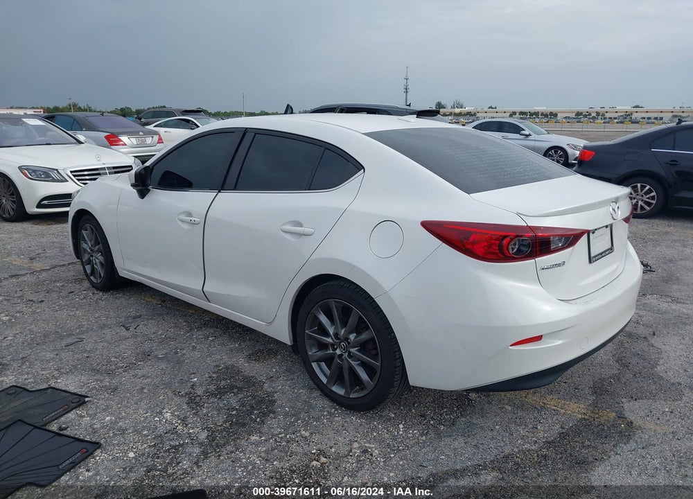 2018 MAZDA 3 TOURING VIN: 3MZBN1V31JM193497