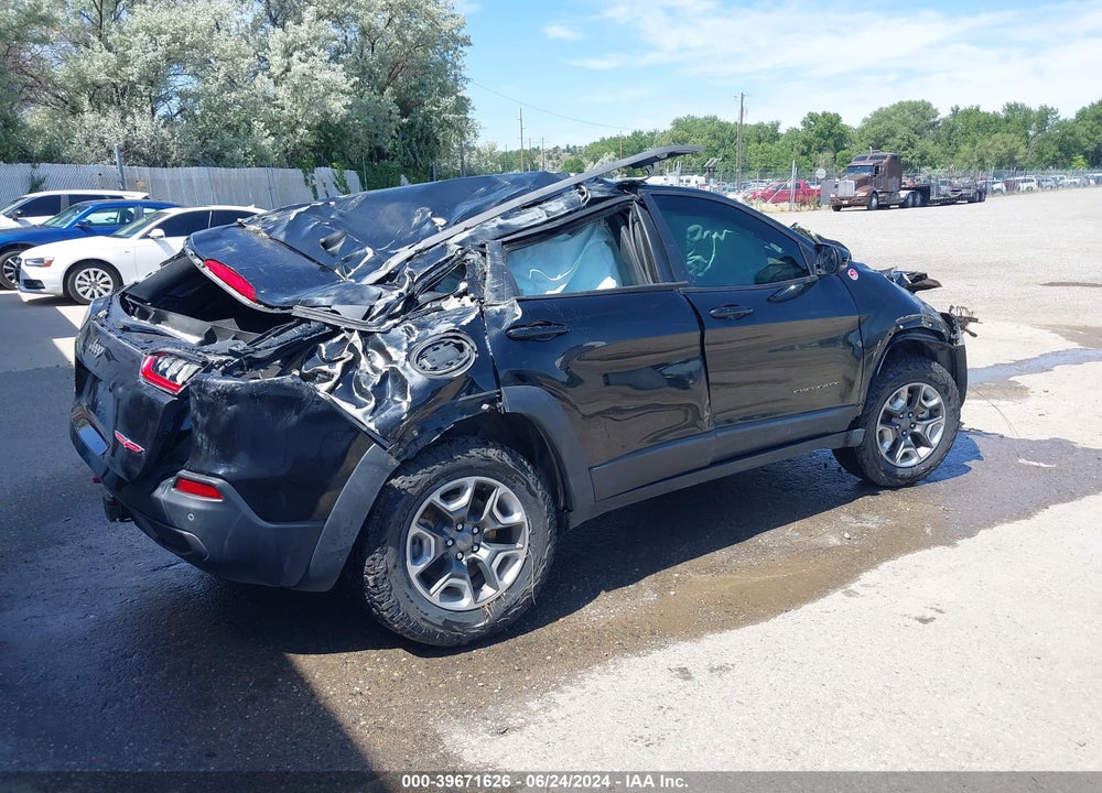 2019 JEEP CHEROKEE TRAILHAWK 4X4 VIN: 1C4PJMBX4KD328451