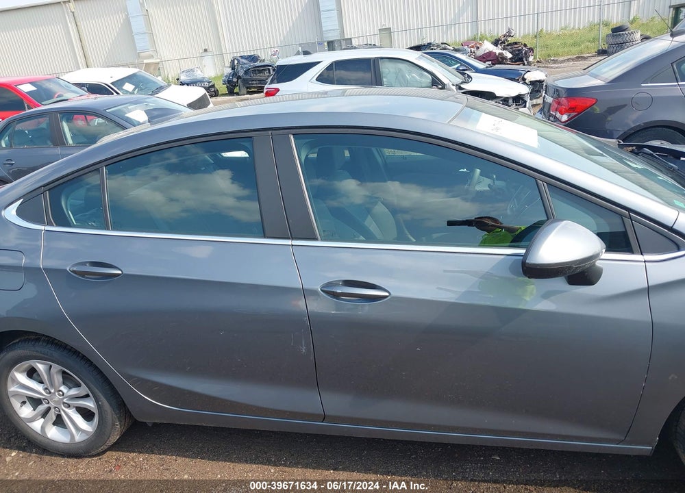 2019 CHEVROLET CRUZE LT VIN: 1G1BE5SM3K7139341