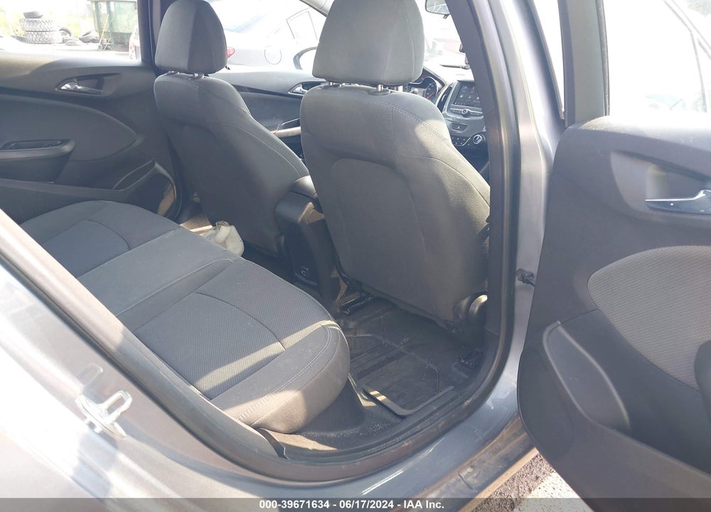 2019 CHEVROLET CRUZE LT VIN: 1G1BE5SM3K7139341