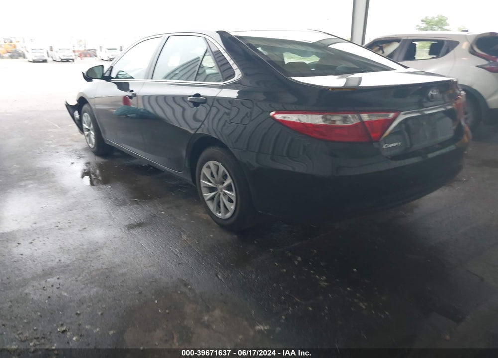 2017 TOYOTA CAMRY LE VIN: 4T1BF1FK2HU361879
