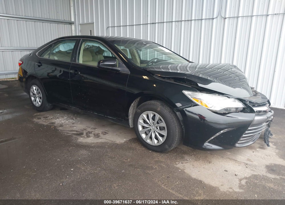 2017 TOYOTA CAMRY LE VIN: 4T1BF1FK2HU361879
