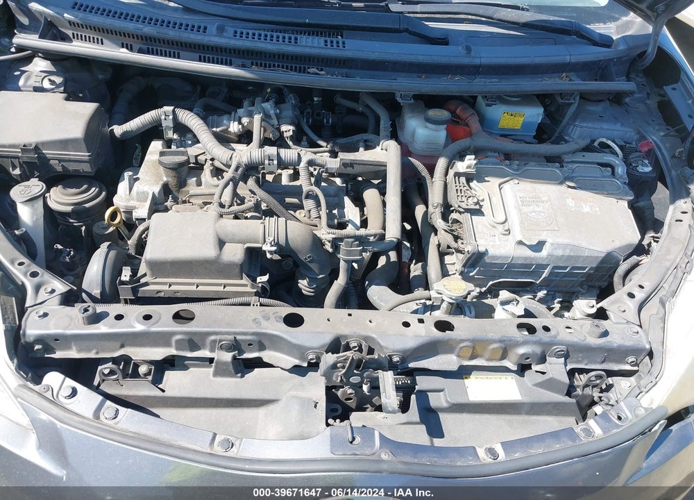 2013 TOYOTA PRIUS C VIN: JTDKDTB35D1546895
