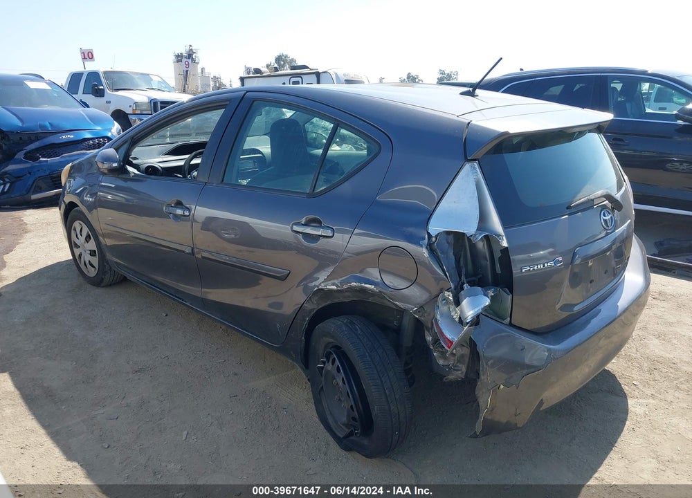 2013 TOYOTA PRIUS C VIN: JTDKDTB35D1546895