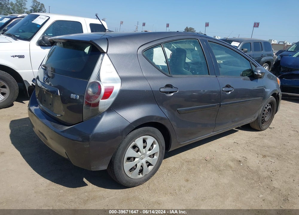 2013 TOYOTA PRIUS C VIN: JTDKDTB35D1546895