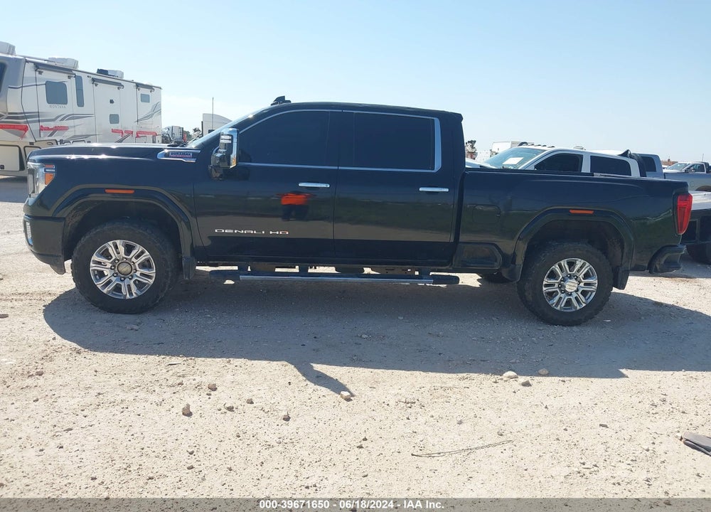 2020 GMC SIERRA 2500HD 4WD  LONG BED DENALI/4WD  STANDARD BED DENALI VIN: 1GT19REY7LF323461