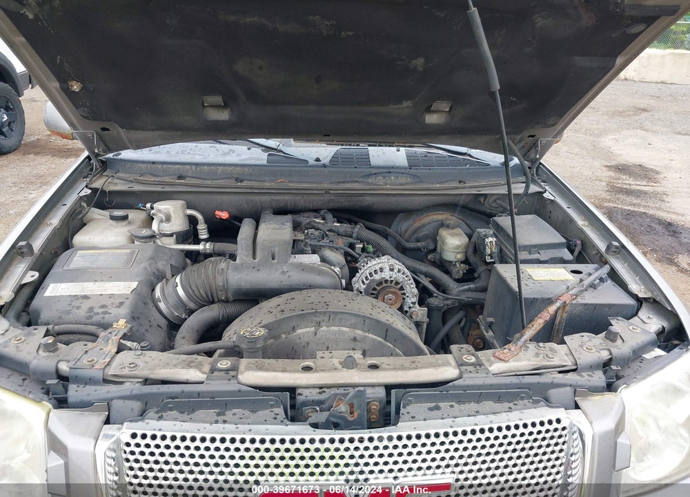 2005 GMC ENVOY DENALI VIN: 1GKET63M052346774