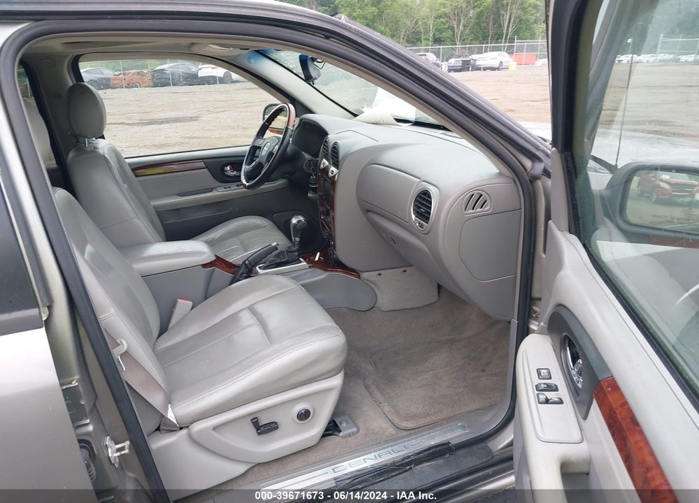 2005 GMC ENVOY DENALI VIN: 1GKET63M052346774