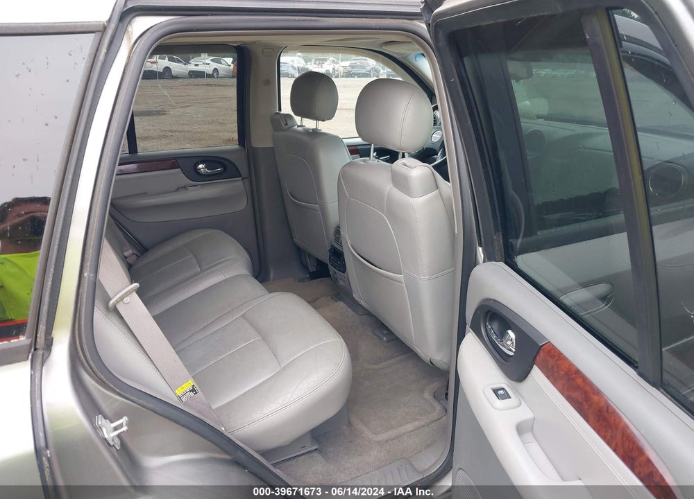 2005 GMC ENVOY DENALI VIN: 1GKET63M052346774