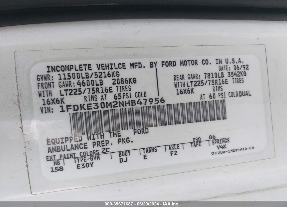 1992 FORD ECONOLINE VIN: 1FDKE30M2NHB47956