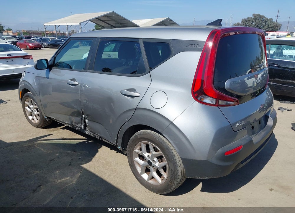 2022 KIA SOUL LX VIN: KNDJ23AU3N7807256
