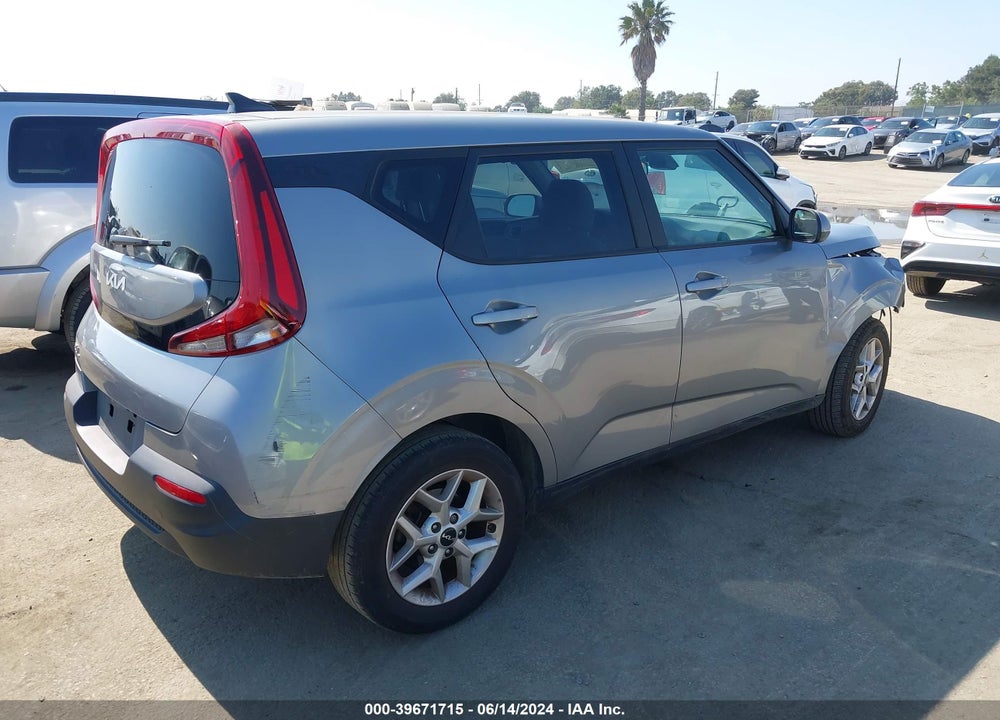 2022 KIA SOUL LX VIN: KNDJ23AU3N7807256