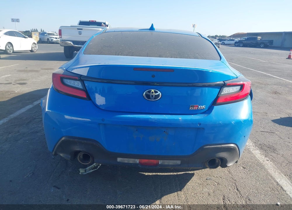2022 TOYOTA GR86 VIN: JF1ZNBC14N8750427