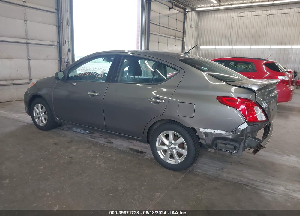 2014 NISSAN VERSA 1.6 SV VIN: 3N1CN7AP2EL809113