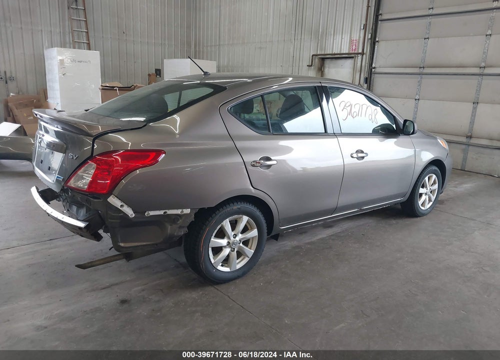 2014 NISSAN VERSA 1.6 SV VIN: 3N1CN7AP2EL809113