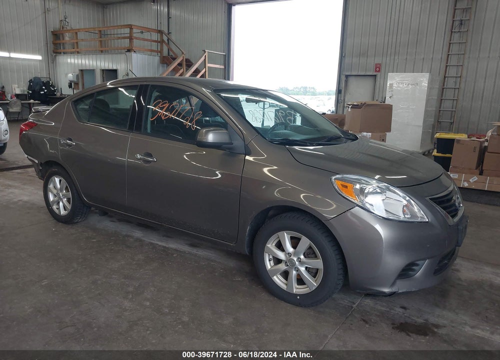 2014 NISSAN VERSA 1.6 SV VIN: 3N1CN7AP2EL809113