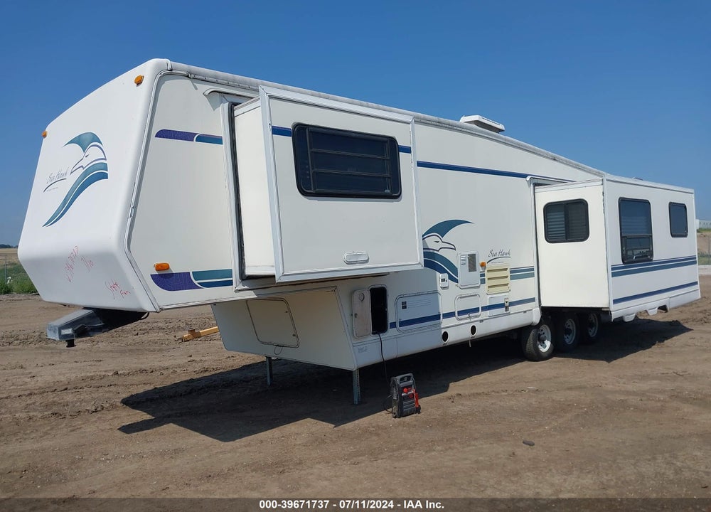 1997 GULF STREAM CONQUEST 35FBS VIN: 1NL10FS24V1054418
