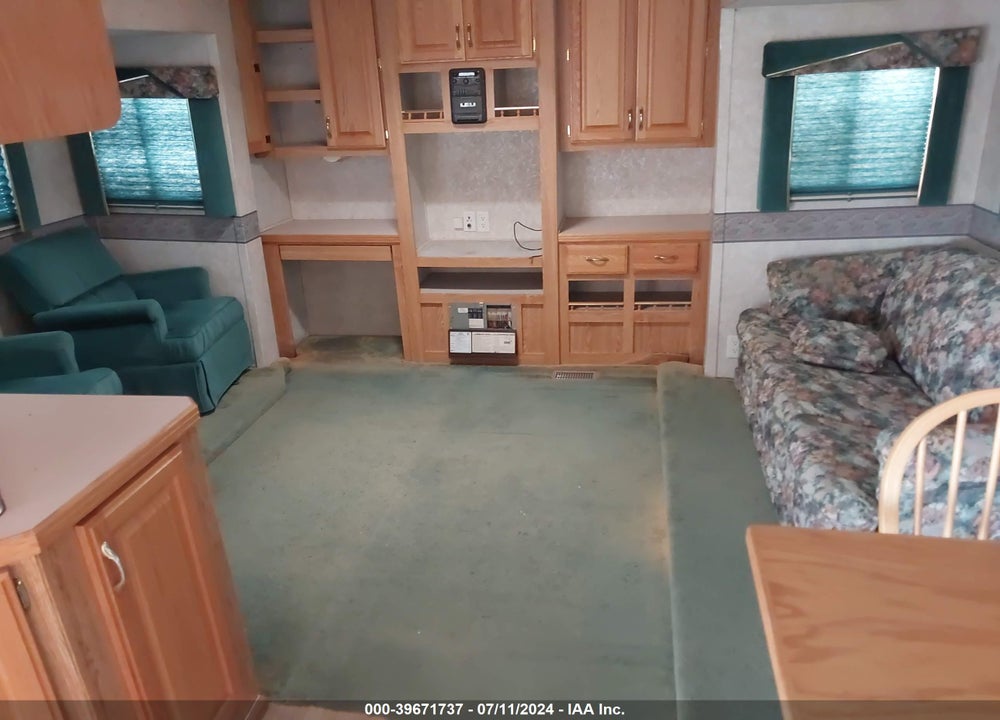 1997 GULF STREAM CONQUEST 35FBS VIN: 1NL10FS24V1054418