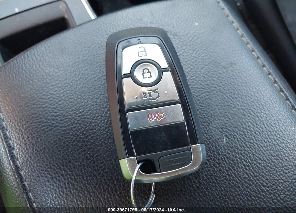2019 FORD FUSION SE VIN: 3FA6P0T98KR212394