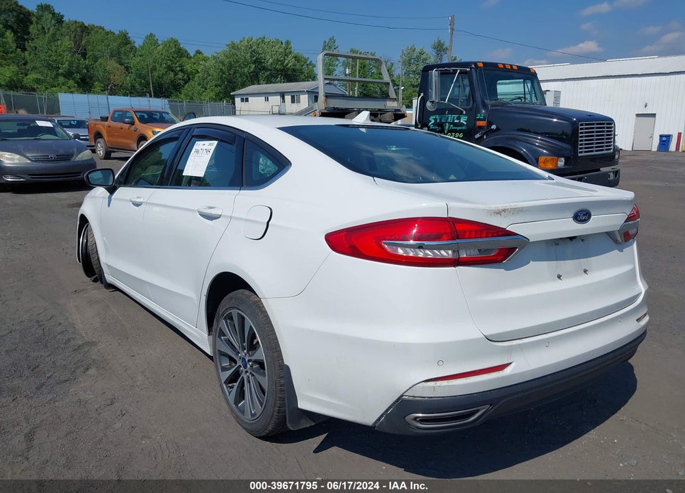 2019 FORD FUSION SE VIN: 3FA6P0T98KR212394