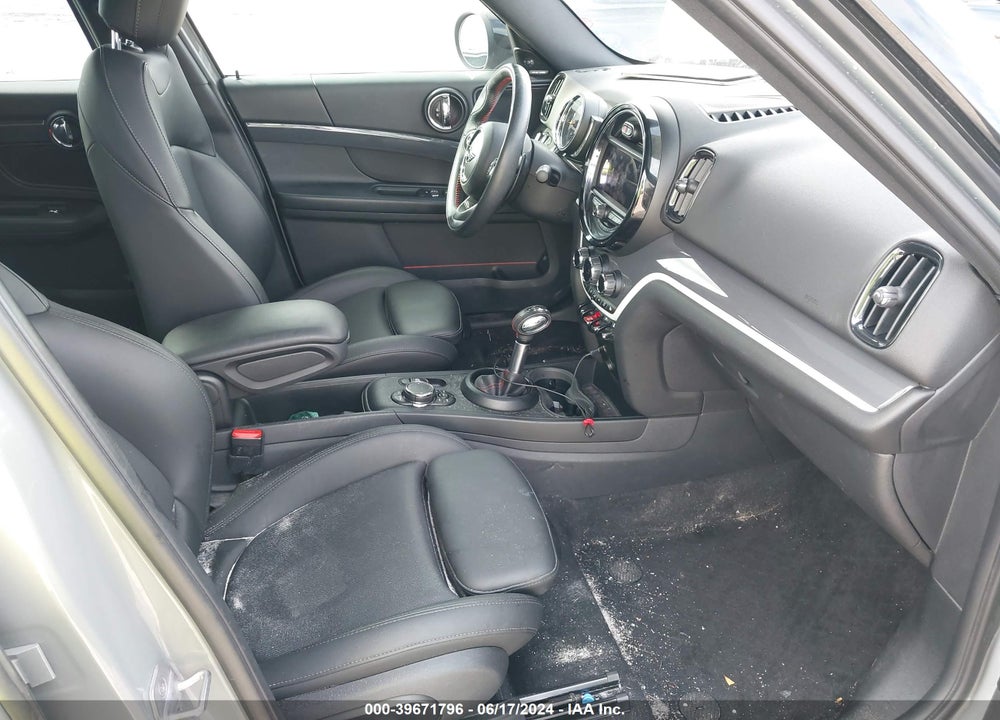 2019 MINI COUNTRYMAN COOPER S VIN: WMZYT5C52K3G90756