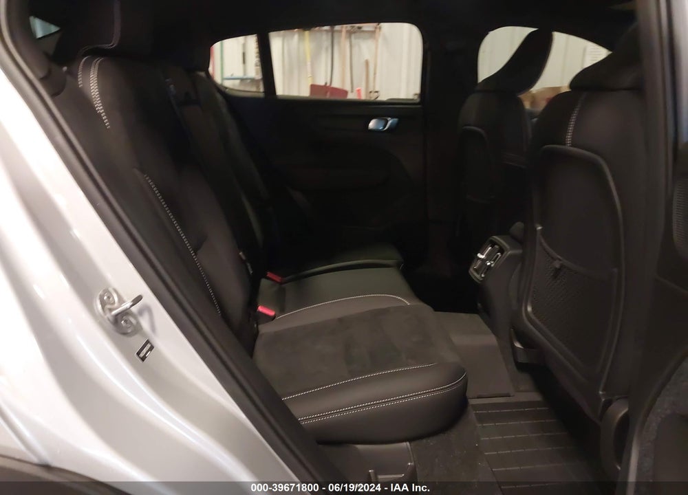 2023 VOLVO C40 RECHARGE PURE ELECTRIC TWIN ULTIMATE VIN: YV4ED3GM1P2043746