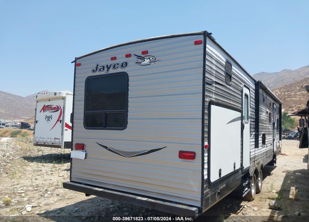 2017 JAYC EXPLORER VIN: 1UJBJ0BT4H1TR0085
