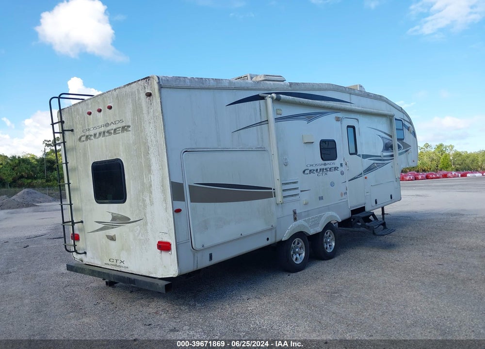 2011 CROSSROADS CRUISER TRAVEL TRAILER VIN: 4V0FC2925BE008284