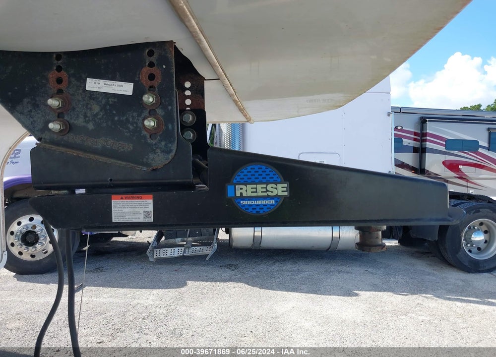 2011 CROSSROADS CRUISER TRAVEL TRAILER VIN: 4V0FC2925BE008284