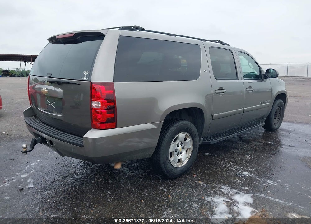 2007 CHEVROLET SUBURBAN 1500 LT VIN: 3GNFC16047G131167