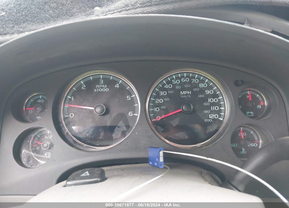 2007 CHEVROLET SUBURBAN 1500 LT VIN: 3GNFC16047G131167