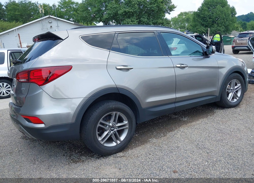 2017 HYUNDAI SANTA FE SPORT 2.4L VIN: 5XYZU3LB6HG445181