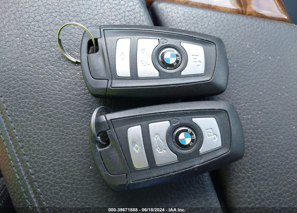 2011 BMW 535I XDRIVE VIN: WBAFU7C57BC777272