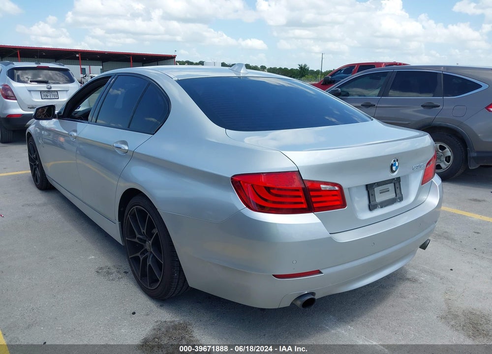 2011 BMW 535I XDRIVE VIN: WBAFU7C57BC777272