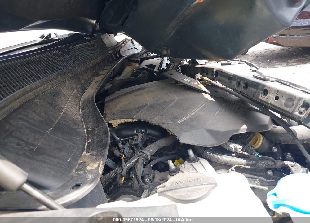 2019 KIA SORENTO 3.3L LX VIN: 5XYPG4A59KG494996