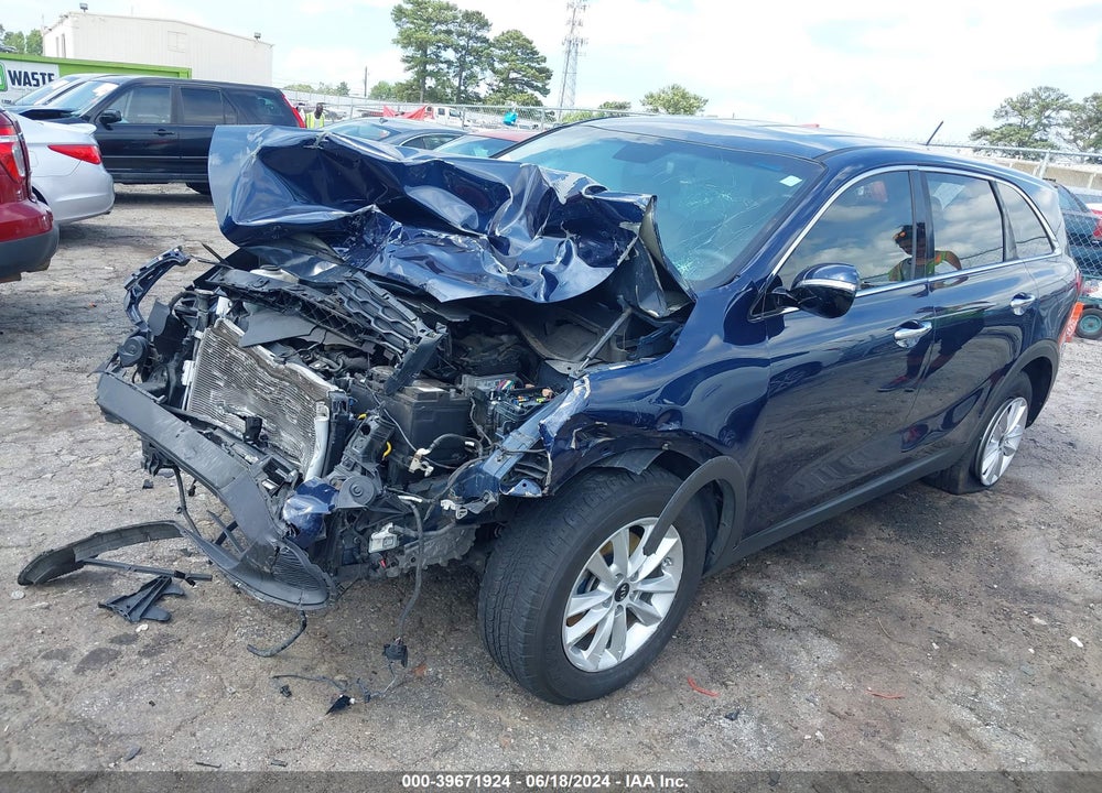 2019 KIA SORENTO 3.3L LX VIN: 5XYPG4A59KG494996