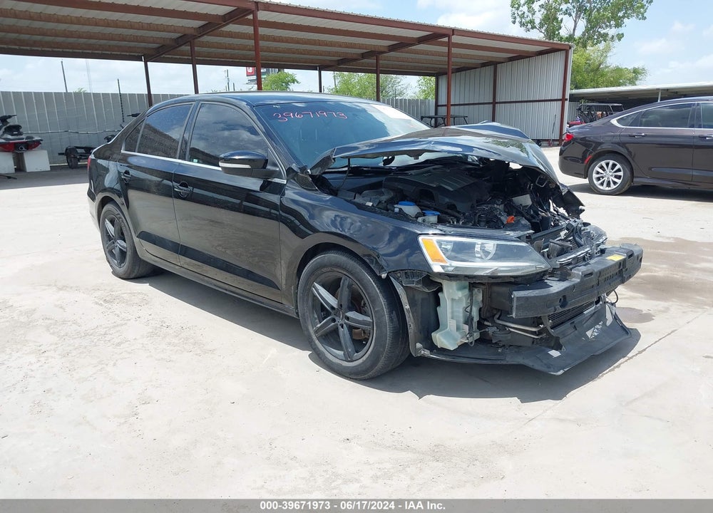 2013 VOLKSWAGEN JETTA 2.0L TDI VIN: 3VWLL7AJXDM399472