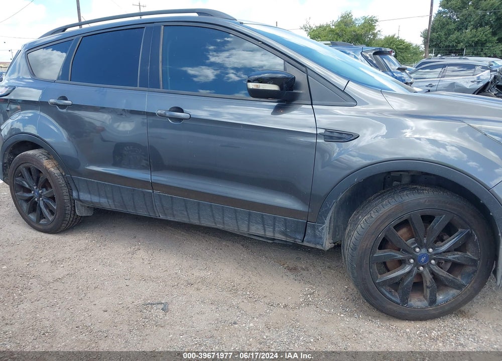 2017 FORD ESCAPE TITANIUM VIN: 1FMCU9J95HUB59387