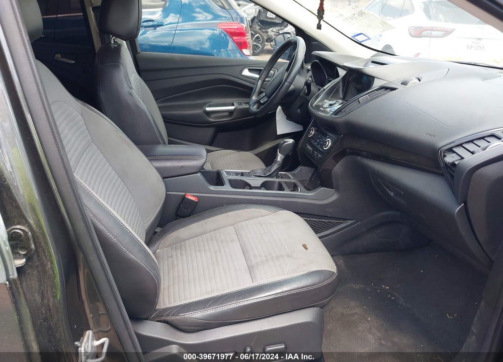 2017 FORD ESCAPE TITANIUM VIN: 1FMCU9J95HUB59387