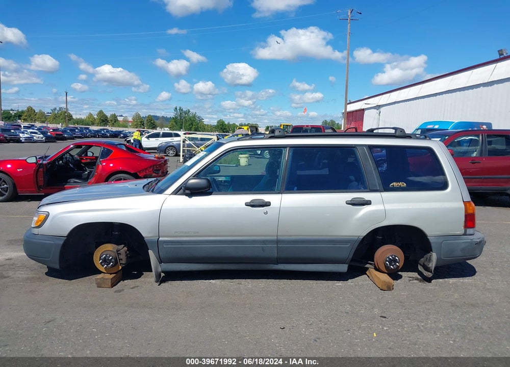 2000 SUBARU FORESTER VIN: JF1SF6355YH700018