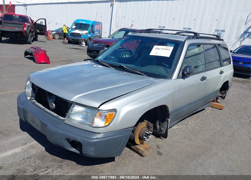 2000 SUBARU FORESTER VIN: JF1SF6355YH700018