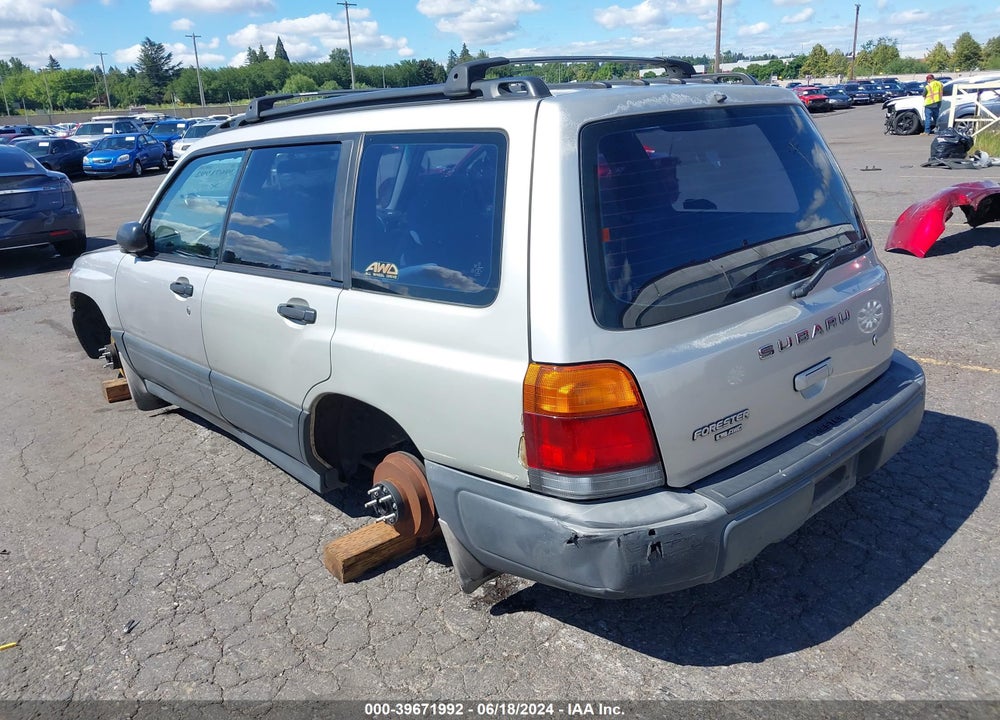 2000 SUBARU FORESTER VIN: JF1SF6355YH700018