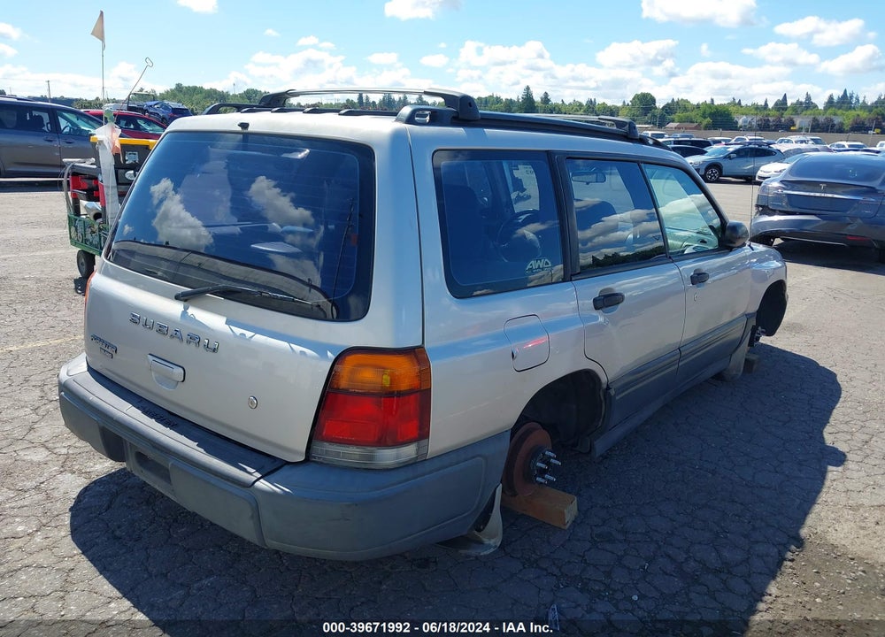 2000 SUBARU FORESTER VIN: JF1SF6355YH700018
